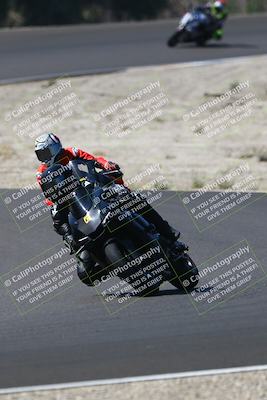 media/Sep-21-2025-TrackDaz (Sun) [[277c75b276]]/C Group/1140pm (Turn 3)/